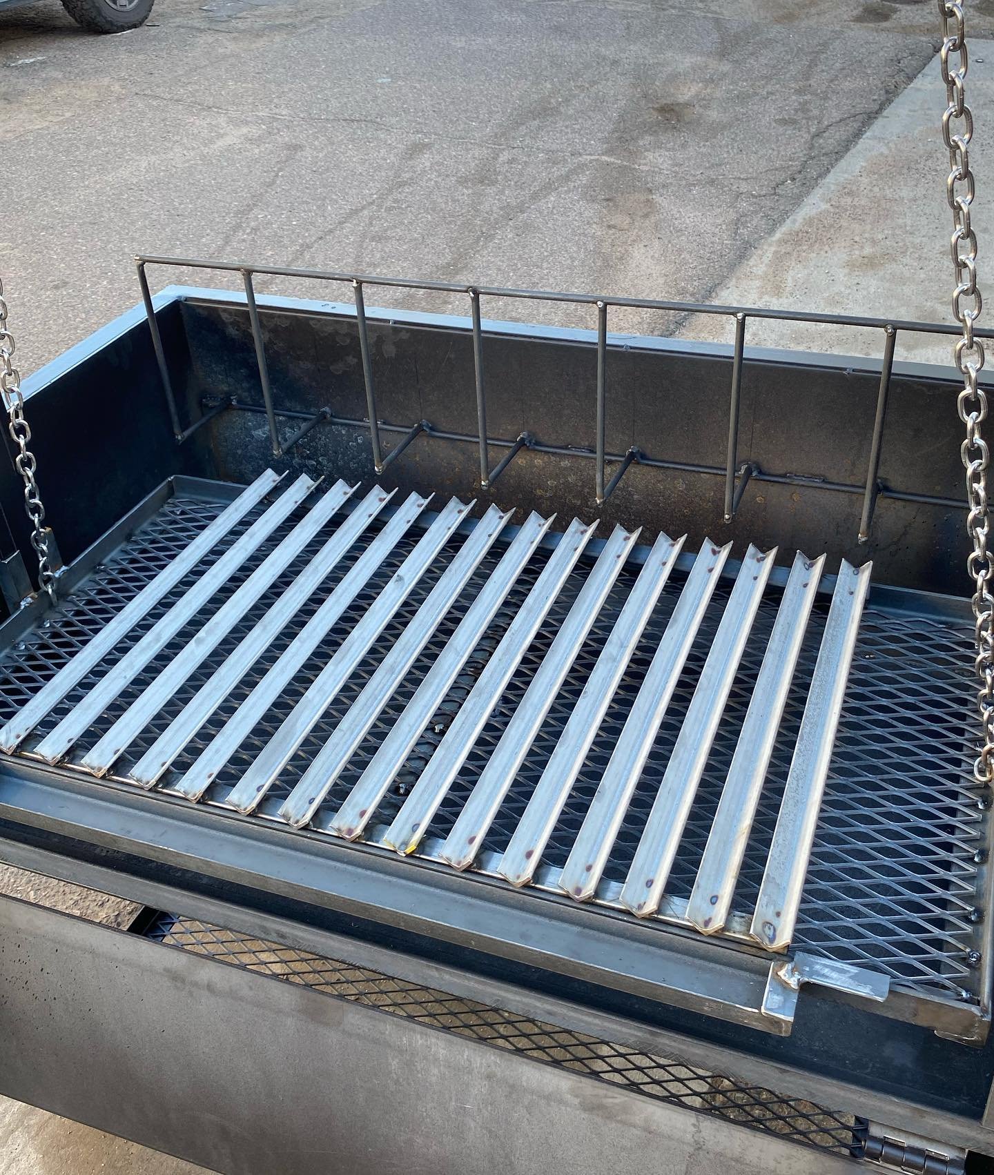 Legacy 48x30 Pro Santa Maria Grill + Argentine Add-On - Image 4